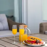 Nautico En Terrazas * Адехе